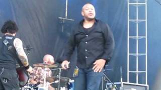 Killswitch Engage - Reckoning LIVE @ Rock On The Range 2010 - Columbus, OH