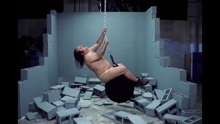 Actor porno parodia ´Wrecking Ball´ de Miley Cyrus