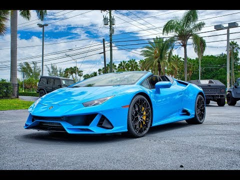 lamborghini-huracan-evo-spyder-walkaround-–-start-up-exterior-and-interior-at-lamborghini-miami