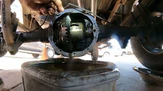 1995 Chevy Silverado Rear Differential Axel Seal Replacement