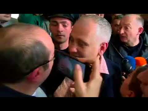 ნაციონალური მოძრაობის წევრებს საკრებულოს სხდომათა დარბაზი დაატოვებინეს