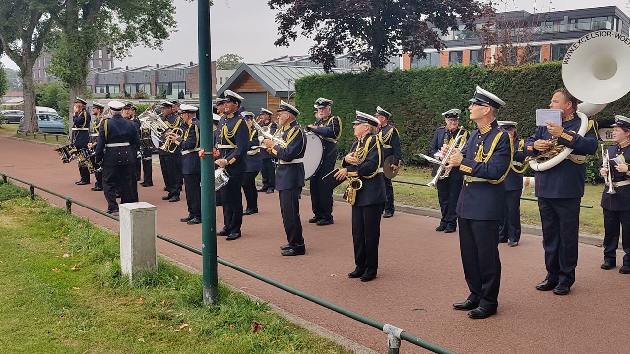 lang zal ze leve gespeeld voor iemand die jarig was door Excelsior Woerden 2021