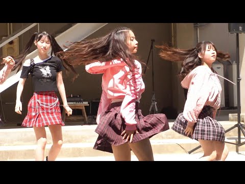 School Festival Dance A Dance Team That Looks Great In Miniskirts Girlsdance