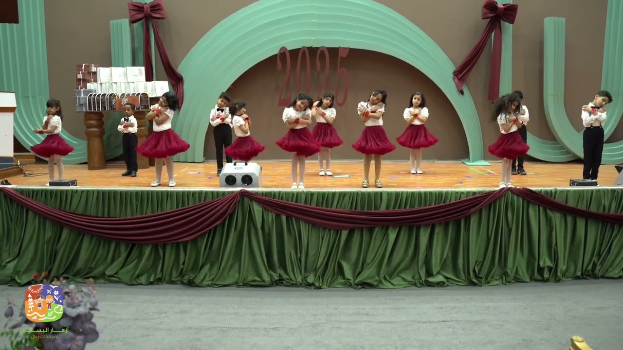 الفقرة الرابعه انشودة الام ❤️ لحفل ختام مركز أزهار البساتين لضيافة ألأطفال لعام ١٤٤٦ هـ 🌱