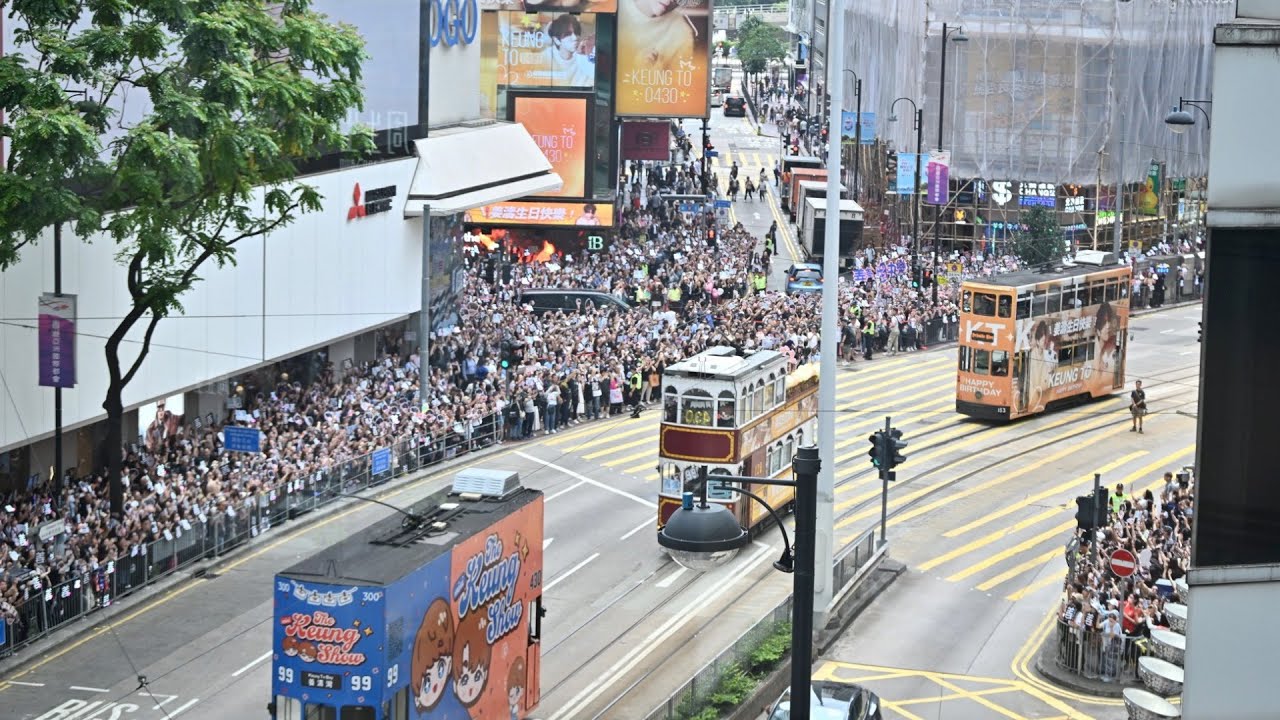 姜濤26歲電車巡遊慶生「姜濤灣」萬人空巷再現