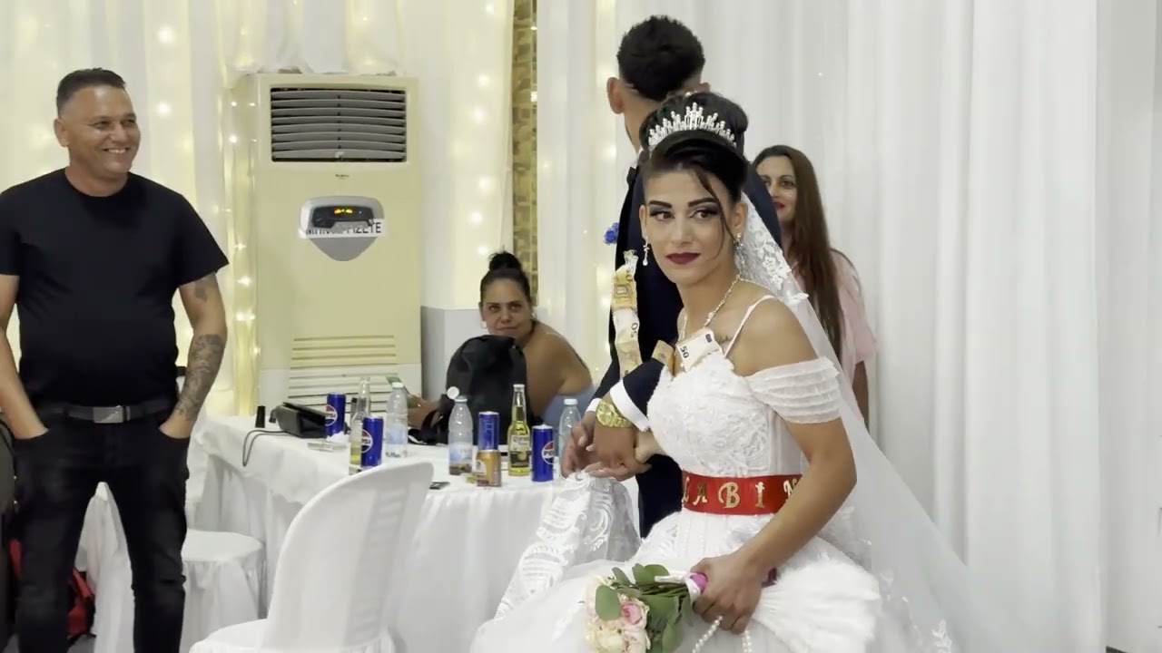 СВАТБА НА ЙОАНА И ГЪЛЪБИН