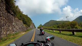 Star Bike Forum Rally 2019 - Short stop for pics on Blue Ridge