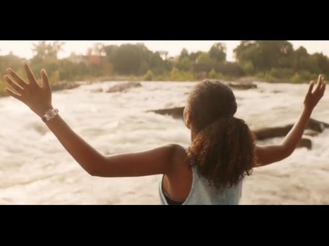 Who You Say I Am - Hillsong Worship (From the movie Overcomer) class=