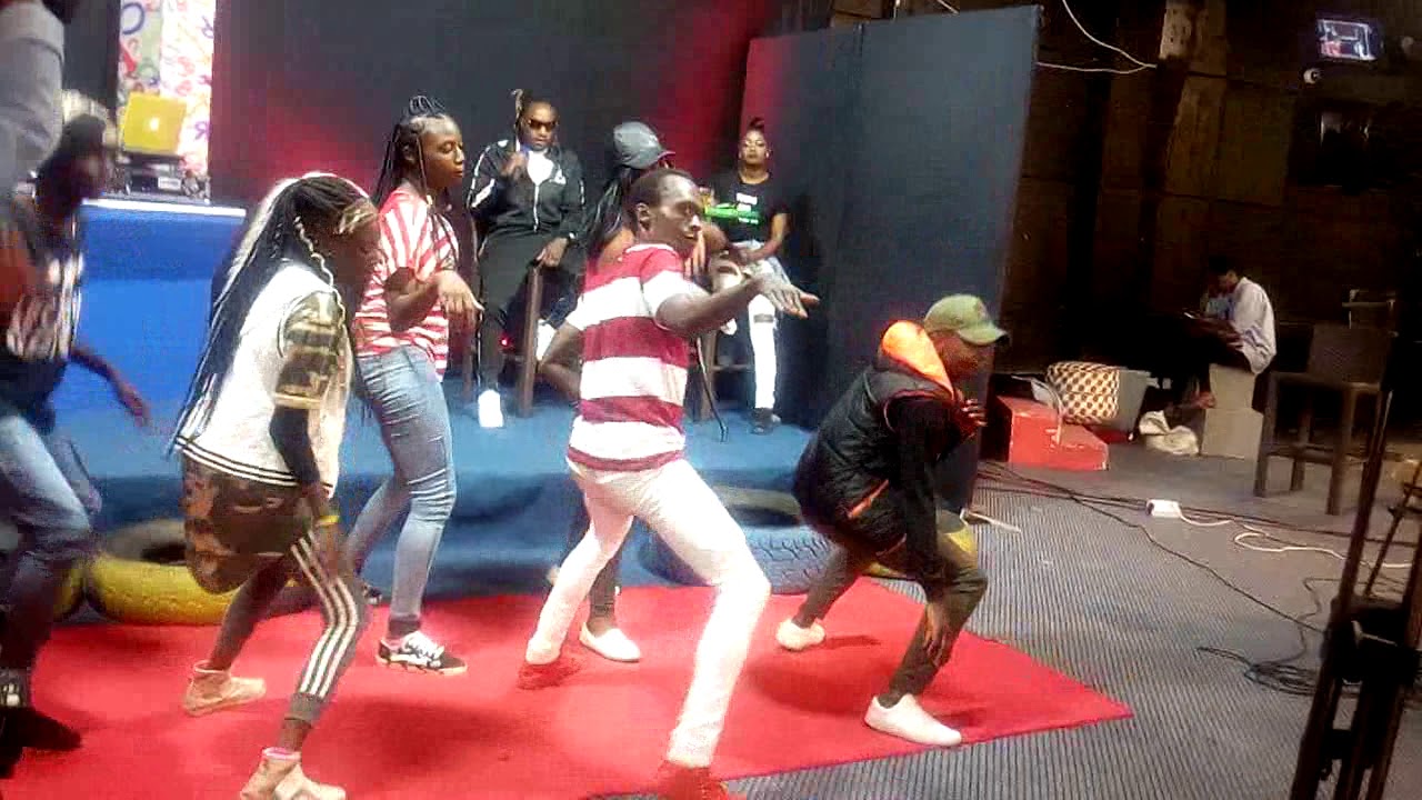 Thunder Squad African @ Str8up