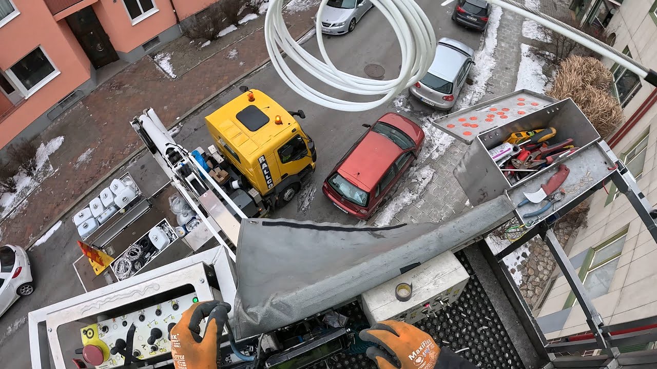 Ice cold – but work goes on🥶