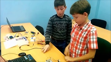 Команда Hot wheels проект Двойной Светофор (Киев) Boteon Robotics Challenge 2016