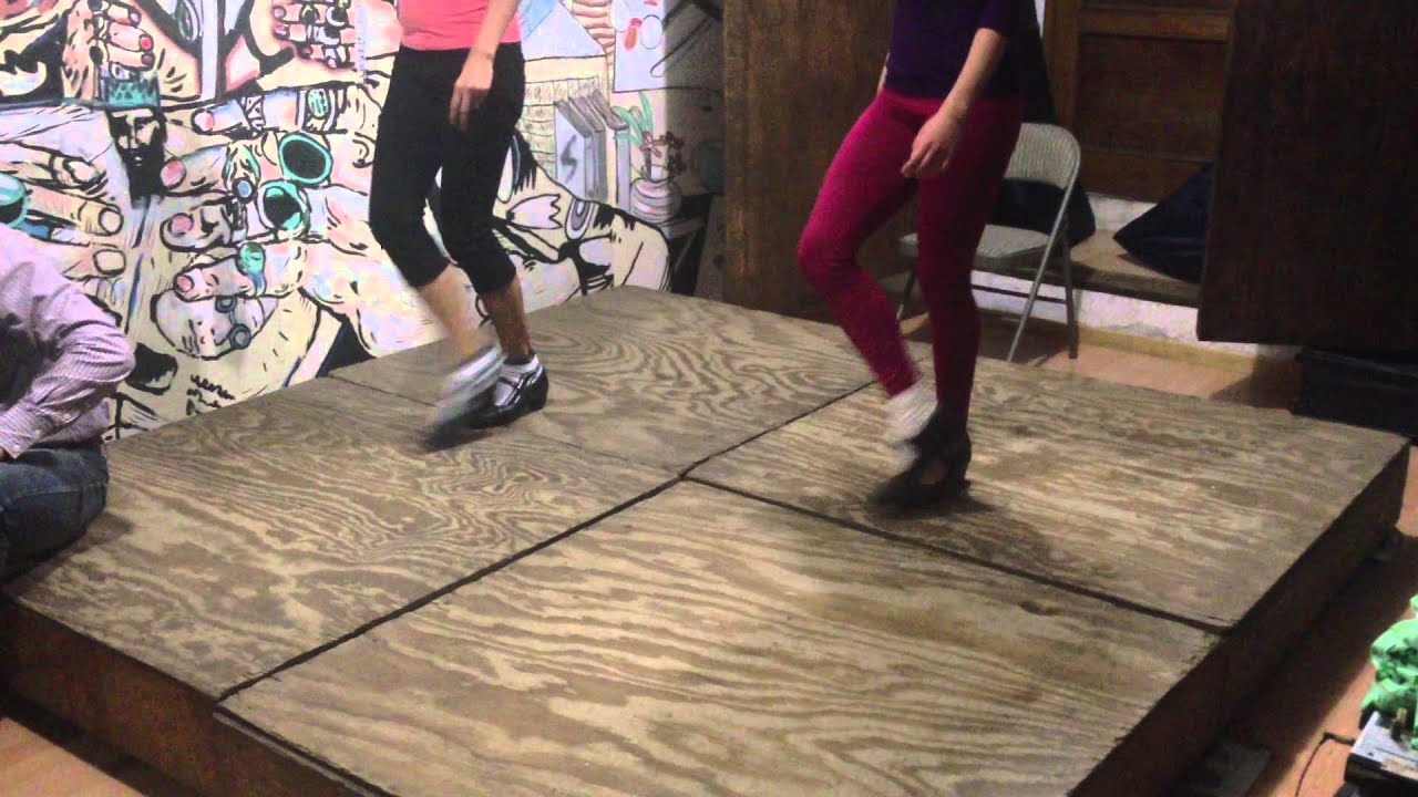 Clases de requinto, zapateado huasteco y conversación de ingles en la