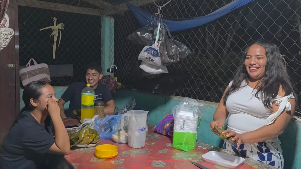 Invitamos a Dani y Raul a Comer Tamalitos Delicisos😱🤯