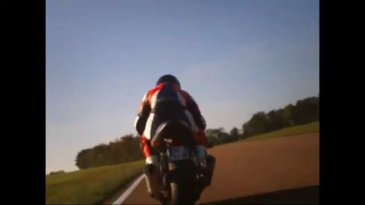 Suzuki rgv 250 onboard