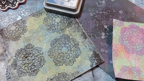 Tutorial How to Distress Oxide Ink Dark Backgrounds http://www.huckleberryherbs.com/