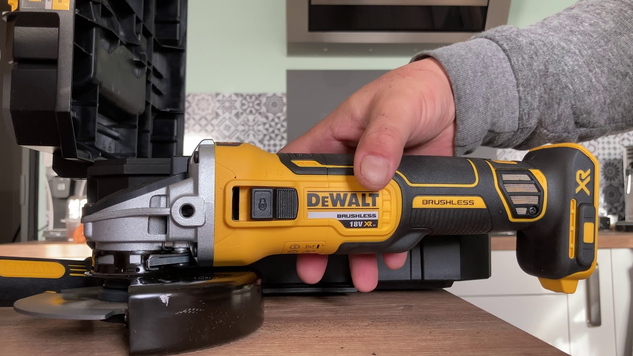 Test Meuleuse d'angle 18v DCG405 DeWALT (avis) 