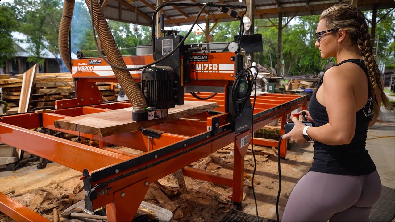 Flattening Slabs On A Rainy Day WoodMizer MB200 SLABMIZER
