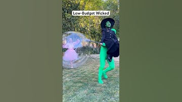 *Spoiler* if you haven’t seen Wicked! This is EXACTLY how Act I ends. 🧹🫧 @happykelli