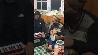 Talent in valley gurez Mr bashir pintoo #viralmusic #duet #kashmirisongs #gurezisongs #manzoor