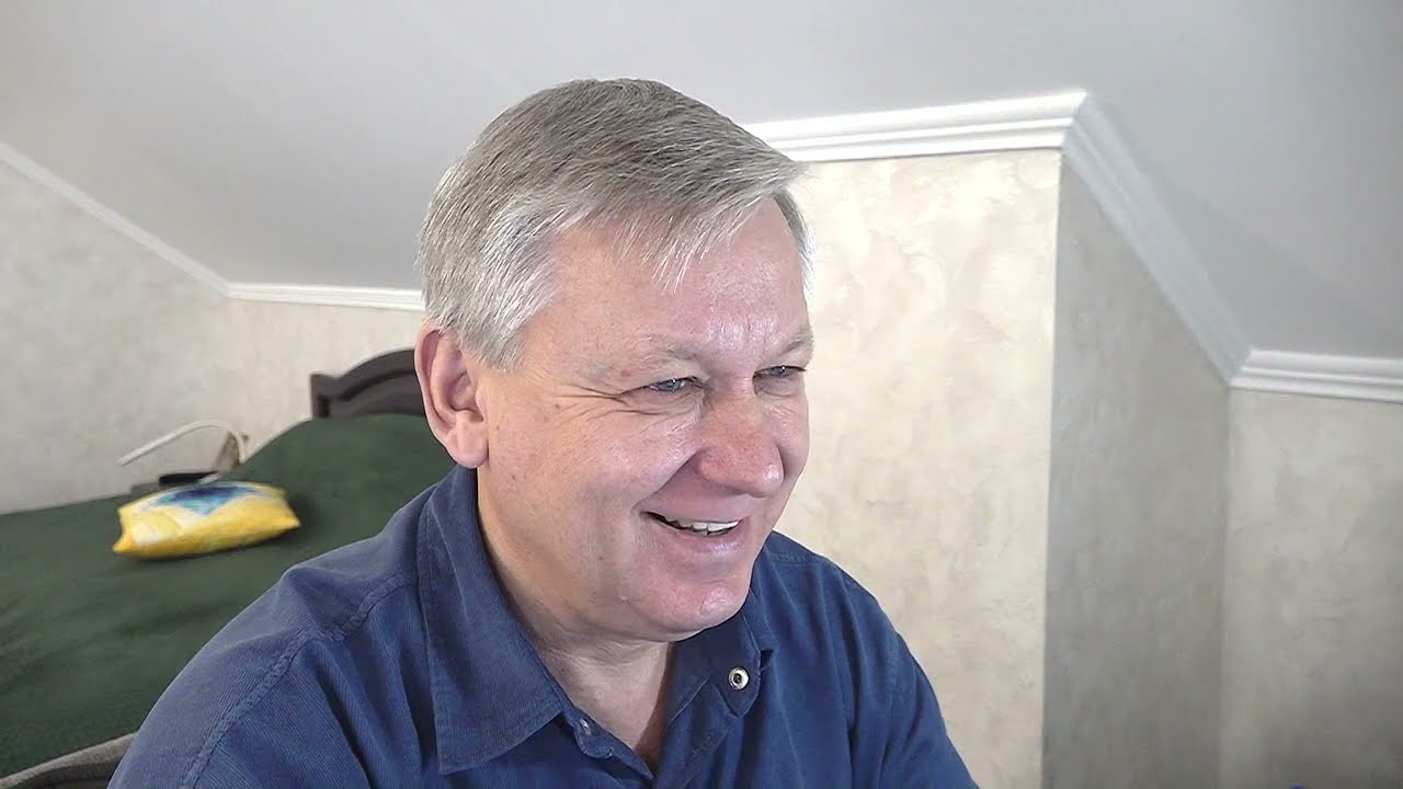 Если у женщины недоверие к себе в отношениях, то происходит ... Психолог Азаров