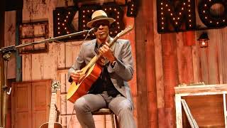 Keb' Mo'.....Every Morning.....9/29/19.....Denver....Paramount Theatre