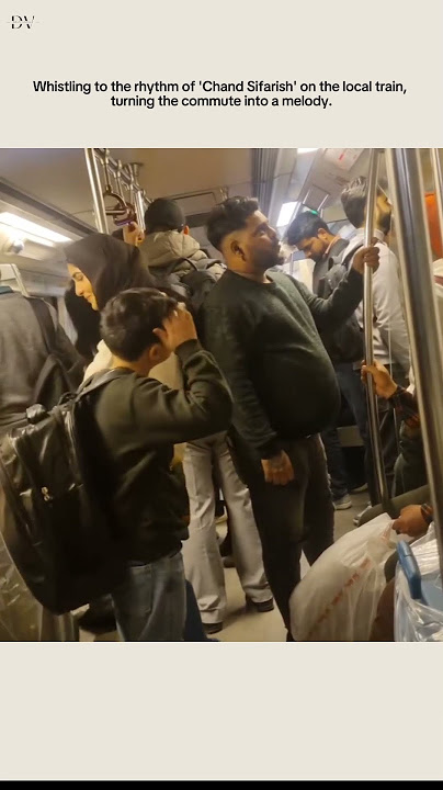 A man whistling 'Chand Sifarish Song' on the train. | Dear Vocals #chandsifarish