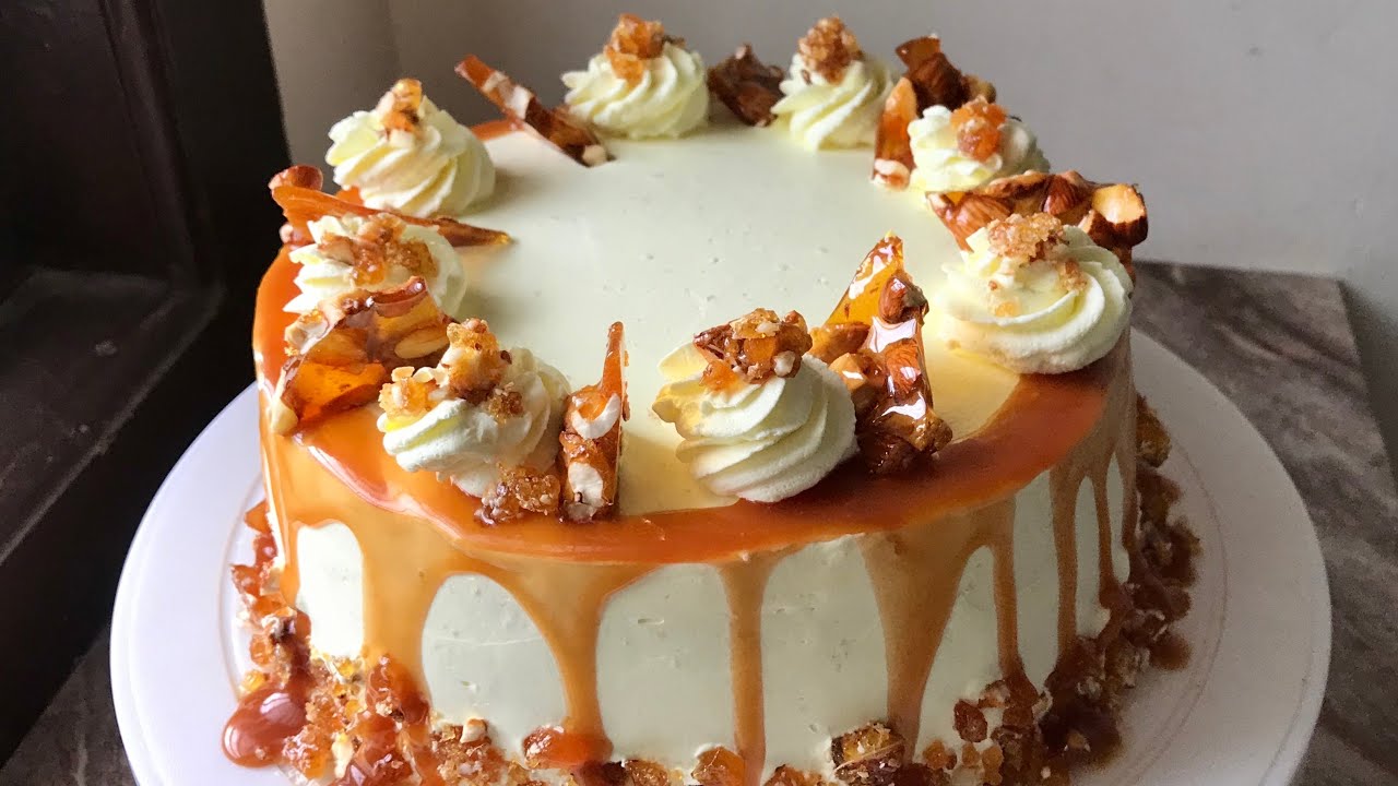 Butterscotch praline layer cake - FLOURS & FROSTINGS