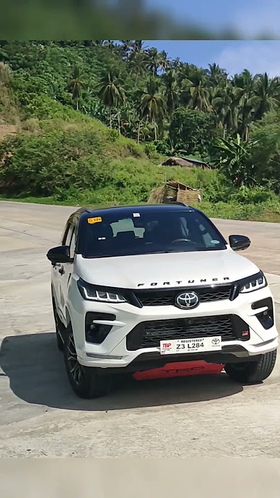 Toyota Fortuner GRS 2023  2.8L 4X4 AT