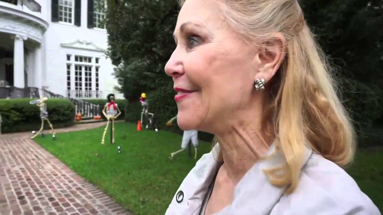 Louellen Berger’s St. Charles Ave. Halloween skeleton crew YouTube