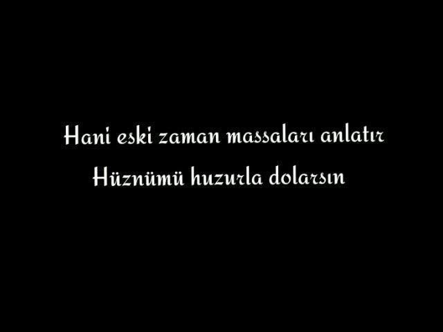 sakso çeken türbanlı kızlar