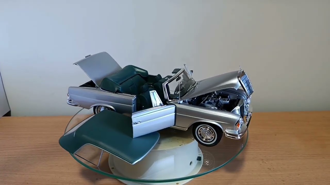 1/18 Mercedes Benz 280 SE (W111)Cabriolet 1969 Norev 1/18 - YouTube