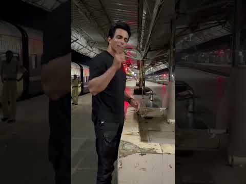 Sonu Sood Live Shooting at Boisar Railway station #shorts #ytshorts #viralvideo #trending #sonusood