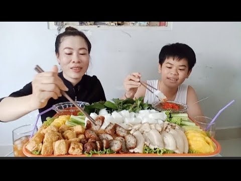 Video | Dì Út Family|Làm Một Mâm Bún Đậu Mắm Nêm Quá Xá... - youtube