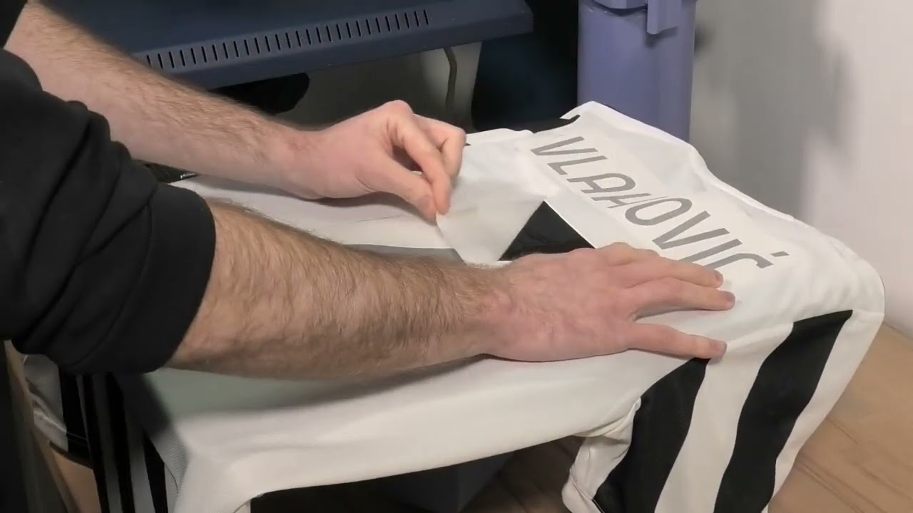 Dušan Vlahović 7 Official Juventus Home Jersey 2021/22