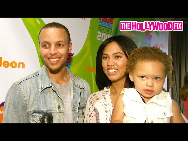 Stephen Curry's Daughter Riley Steals Show at Kids' Choice Awards