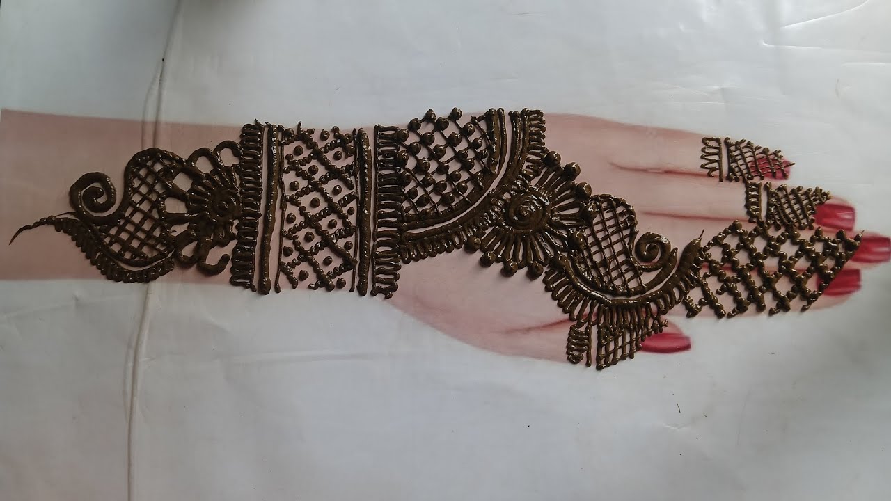 Back hand mehndi design 💗💗