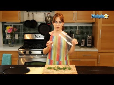 Video: Is It Possible To Freeze Dill