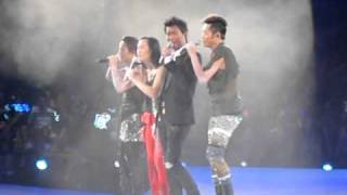 古仔與草蜢合唱 @ GrassHopper 25th concert 30.10.2010