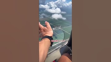 Hand out of window above 10000 feet in sky😱😱Must Watch!!! #Aeroplane #goindigo #spicejet #SHORTA