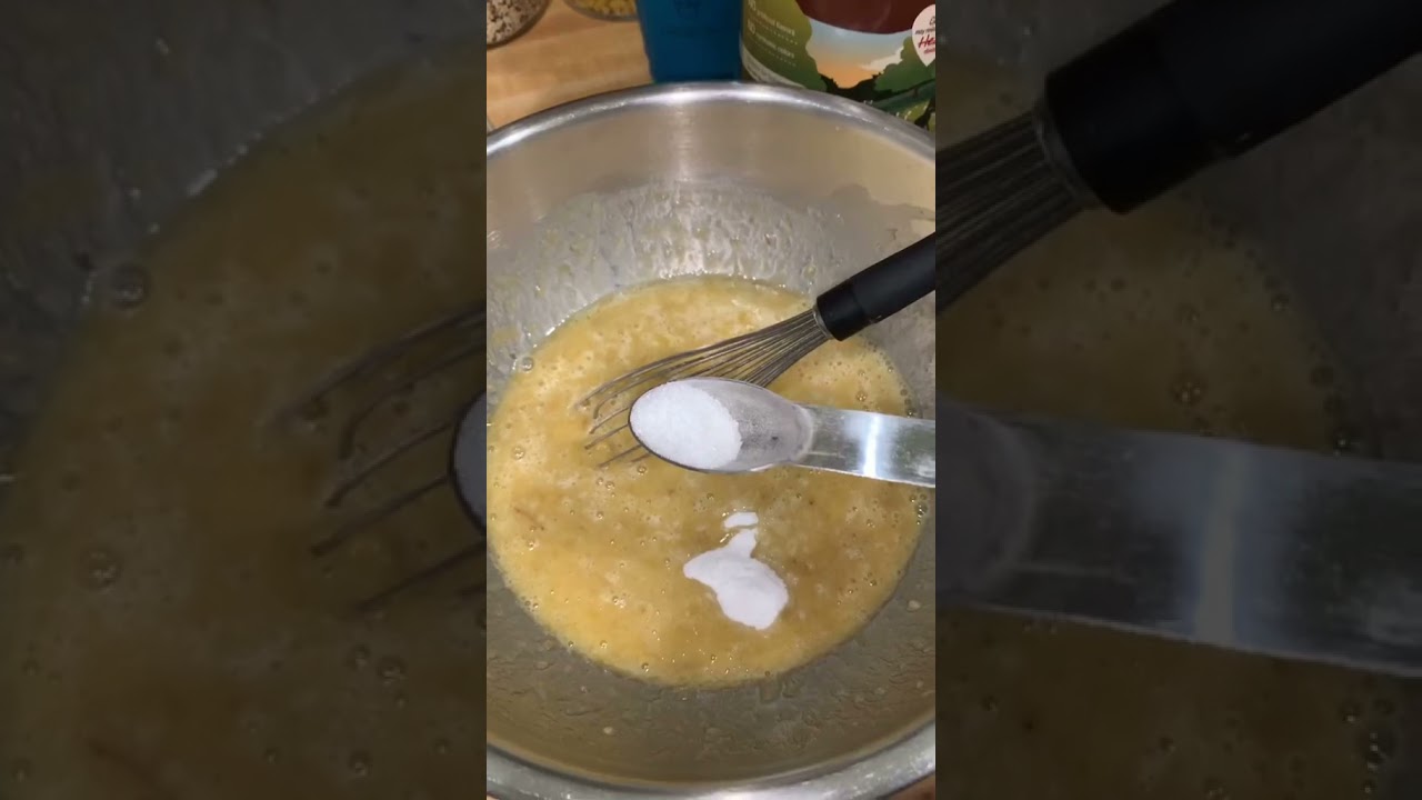 Healthy Banana Oat Muffins