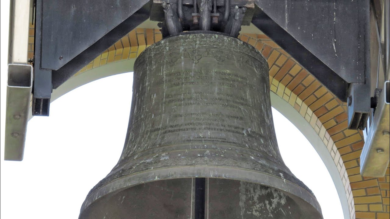 Dzwon Piotr w Licheniu Starym