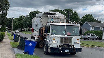 Paines CNG Peterbilt 320 Labrie Automizer On Recycle