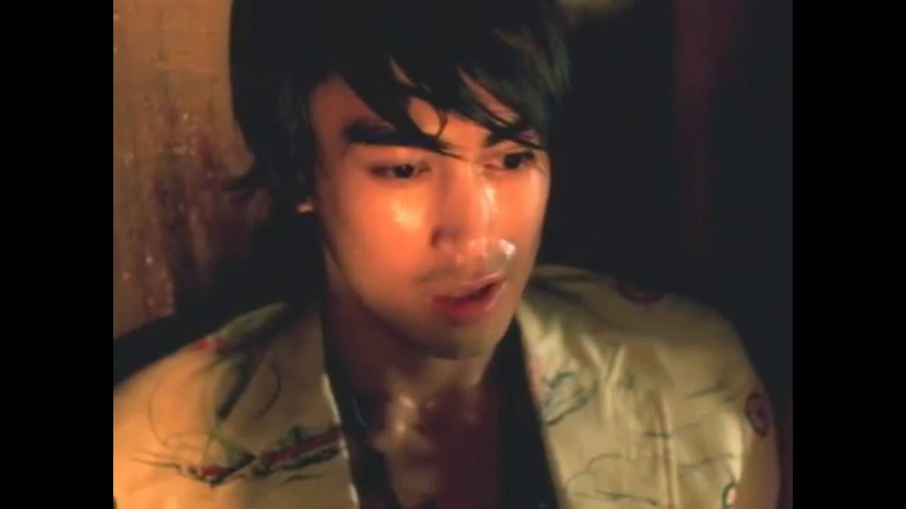 Britney Spears   I'm A Slave 4 U(reverse)