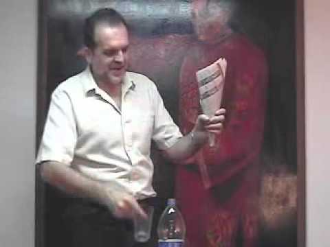 Comedy Glass in Paper Cone by Bazar de Magia – Video 1