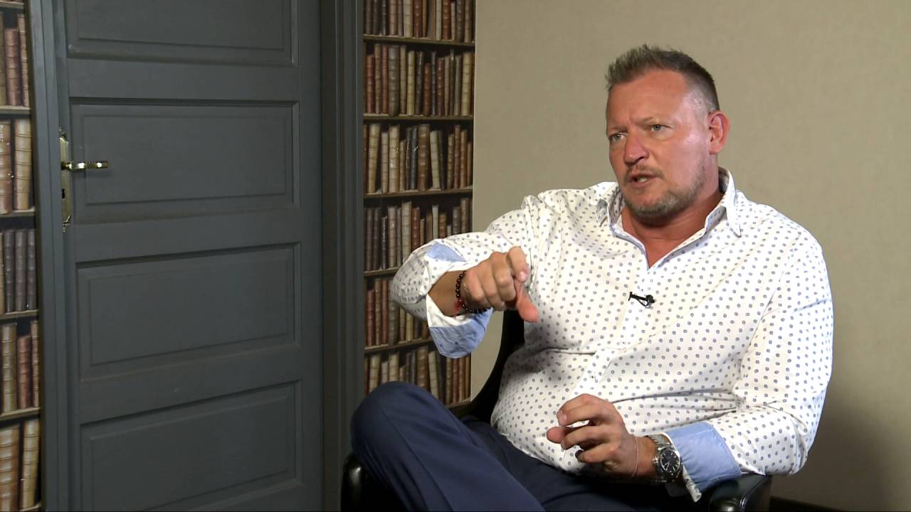 Ú j r a k e z d é s