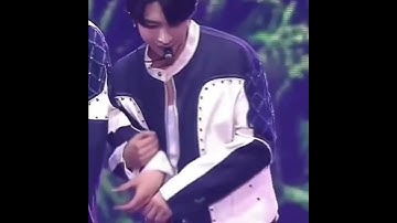 [TXT] taehyun really said enough of all the beomjun happy fools moments😂#txt