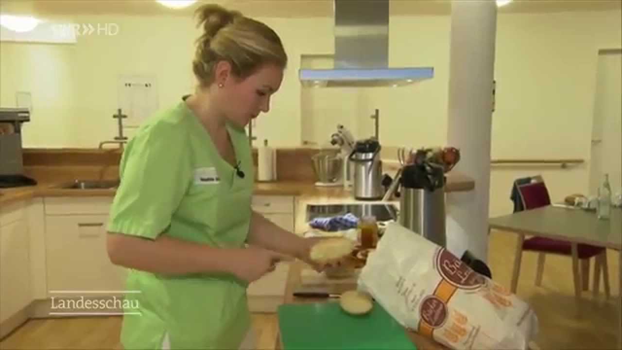 Betreuungskraft Betreuungsassistent Ausbildung Beruf Voraussetzung