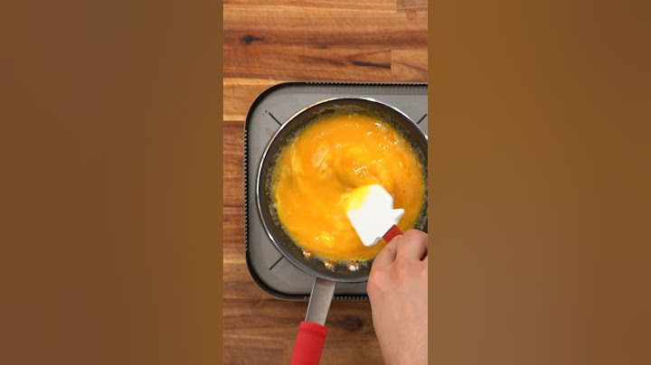 Scrambled Egg Salad