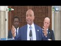 شاهد رئيس الكاف باتريس_موتسيبي يوجه رسالة الى الجزائريين mp3