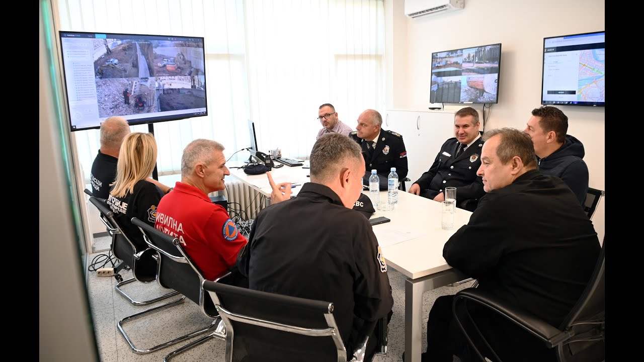 Ministar Dačić-komandni centar-izmeštanje eksplozivne naprave